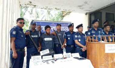 নরসিংদীতে অবৈধ অস্ত্র ও গুলিসহ যুবক গ্রেপ্তার
