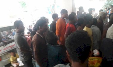 দিনাজপুর  ফুলবাড়ীতে গৃহবধূকে পিটিয়ে হত্যার অভিযোগ,স্বামী শাশুড়ী আটক