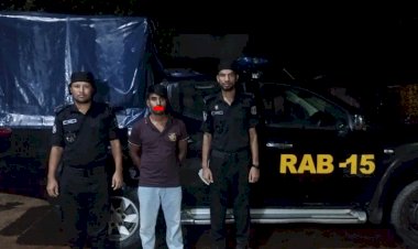 টেকনাফে র‌্যাবের অভিযানে গ্রেফতারী পরোয়ানাভুক্ত আসামী গ্রেফতার