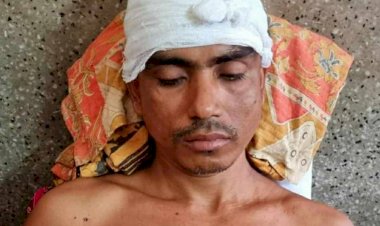 কেশবপুরে সন্ত্রাসী হামলায় মারাত্মক আহত নুরুজ্জামানকে খুলনায় রেফার্ট