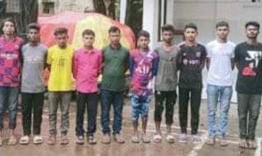 কুমিল্লায় খাবারের হোটেলে মাদক বিক্রি' র‍্যাবের অভিযানে আটক ১২ জন