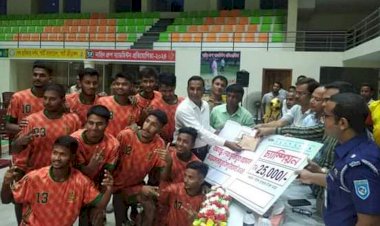 জেলা পর্যায়ে বঙ্গবন্ধু আন্তঃকলেজ ফুটবল টুর্নামেন্টের চ্যাম্পিয়ন গোবিন্দগঞ্জ কলেজ