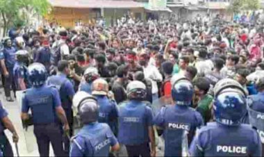 ছাত্রদের বৈষম্য বিরোধী আন্দোলন হতে বাদ যায়নি দিনাজপুরের পাকের হাট শাপলা চত্বরে।