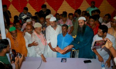 ছাত্র জনতার গণ আন্দোলনে শহীদ জুয়েল রানার পরিবারকে বিএনপি'র ভারপ্রাপ্ত চেয়ারম্যান তারেক রহমানের পক্ষ থেকে আর্থিক সহায়তা প্রদান