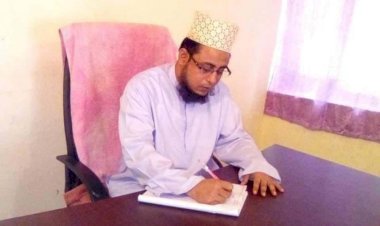 সমগ্র মানবজাতির কল্যাণের জন্য তিনি শান্তি ও কল্যাণের বাণী নিয়ে এসেছিলেন। হাফিজ মাছুম আহমদ দুধরচকী।