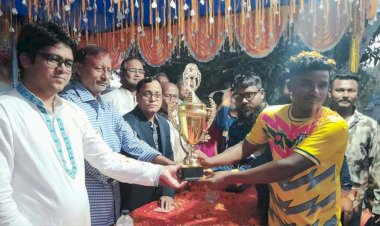চিরিরবন্দরে ফুটবল টুর্ণামেন্টের ফাইনাল অনুষ্ঠিত