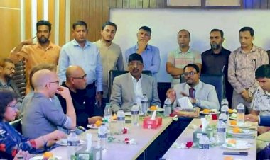 কেশবপুরে নেদারল্যান্ডের প্রতিনিধি দলের  পৌরসভার নাগরিকদের সাথে মতবিনিময়