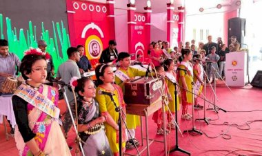 মধুমেলার তৃতীয় দিন ছিল সাংস্কৃতিক অনুষ্ঠানে  পরিপূর্ণ, ছিল দর্শনার্থীদের উপচে পড়া ভিড়