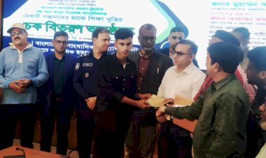রংপুর বিভাগের ৬৩ জন সাংবাদিকদের সন্তানের মাঝে শিক্ষাবৃত্তির চেক বিতরণ