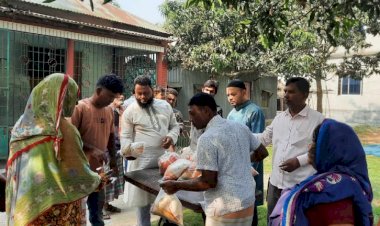 দুবলিয়া সোবাহান খান ফাউন্ডেশন কর্তৃক ঈদ সামগ্রী বিতরণ