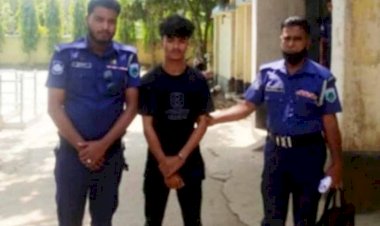 নওগাঁয় স্কুলছাত্রীকে বিয়ের প্রলোভন দেখিয়ে একাধিকবার ধর্ষণের অভিযোগে জাহিদ গ্রেপ্তার