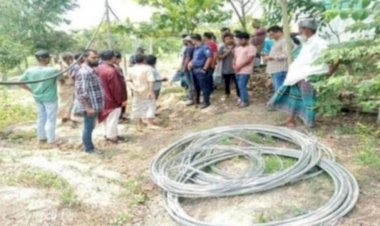 নরসিংদীর হাজীপুরে পল্লী বিদ্যুতের চুরি হওয়া তার মেম্বারের বাড়ি হতে উদ্ধার