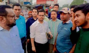 নওগাঁর শাপাহারে জনসাধারণের ভোগান্তি কমাতে অবৈধ স্থাপনা উচ্ছেদের ঘোষণা নির্বহী অফিসার সেলিম আহমেদ