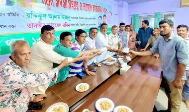 পল্টন থানা বিএনপির সদস্যপদ নবায়ন কারলেন - সুমন হোসেন রনি