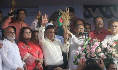 বিএনপিকে বিতর্কিত করার ষড়যন্ত্র চলছে: পাবনায় আযম খান