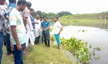 কেশবপুরের নদীখনন কাজ পরিদর্শন করলেন বিএনপি নেতা আজাদ