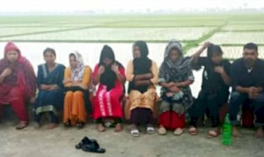 নওগাঁর ধামইরহাটের আগ্রাদ্বিগুণ সীমান্তে বিএসএফ কর্তৃক ১০ জন বাংলাদেশিকে পুশইন