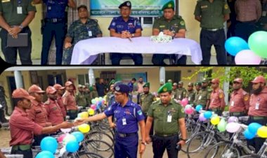 সাতক্ষীরায় আনসার ভিডিপি সদস্যের মধ্যে বাইসাইকেল বিতরণ