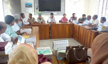 কেশবপুরে শিক্ষা প্রতিষ্ঠানের শিক্ষকদের সাথে মতবিনিময় করেন-আবুল হোসেন আজাদ