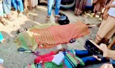 টেকনাফে কাভার্ডভ্যানের ধাক্কায় দুই মোটরসাইকেল আরোহী নিহত