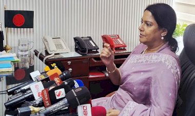 উপদেষ্টাদের মধ্যে কারা 'সেফ এক্সিট' চান, নাহিদ ইসলামকেই স্পষ্ট করতে হবে; রিজওয়ানা হাসানের বক্তব্য