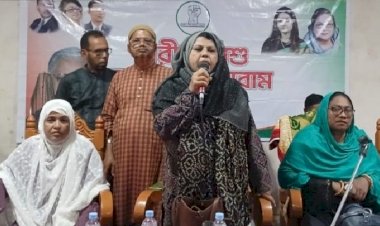পটুয়াখালীর মির্জাগঞ্জ উপজেলার কাকড়াবুনিয়া ইউনিয়নে নারী ও শিশু অধিকার ফোরামের সভা।