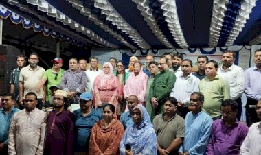 বগুড়ায় টিএমএসএস পরিদর্শনে আরডিএ ও বিআরডিবি'র প্রশিক্ষণার্থী কর্মকর্তাগণ : পল্লী উন্নয়নে নতুন দিগন্তের সন্ধান