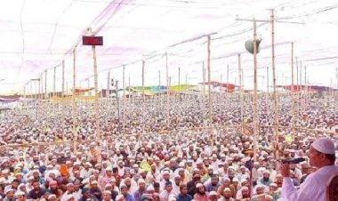 চরমোনাই মাহফিল শেষে গন্তব্য ফিরছেন মুসুল্লিরা।