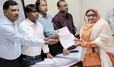 সংরক্ষিত নারী আসনে বিএনপি থেকে মনোনয়ন ফরম তুললেন ঠাকুরগাঁওয়ের রেহানা বেগম