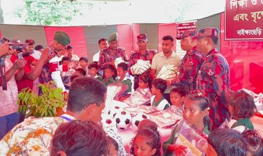 নাইক্ষ্যংছড়ির বাহিরমাঠ সীমান্তে ১১ বিজিবির ফ্রি চিকিৎসাসেবা ও ঔষধ বিতরণ!