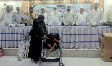 কেশবপুরে দরিদ্রদের মাঝে সেলাই মেশিন,  হুইল চেয়ার, বাইসাইকেল বিতরণ করা হয়