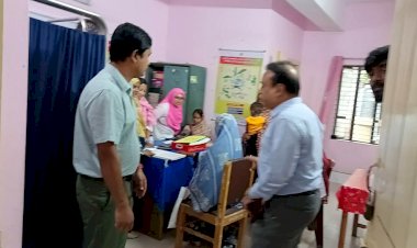 বালিয়াকান্দি উপজেলা স্বাস্থ্য কমপ্লেক্সে সিভিল সার্জনের আকস্মিক পরিদর্শন