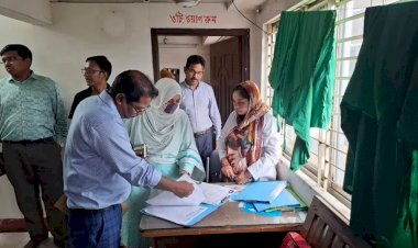 নরসিংদীর গ্রীন লাইফ (প্রা:)হাসপাতালে মোবাইল কোর্ট। অর্থ দন্ড,এক্সরে কক্ষটি সিলগালা