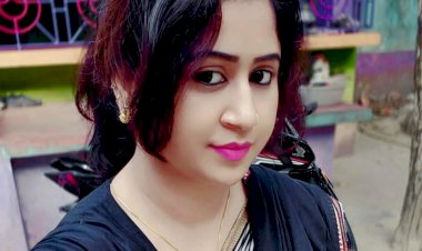 অনন্তদর্শিনী প্রিয়ংবদা - এস এম এম আকাশ