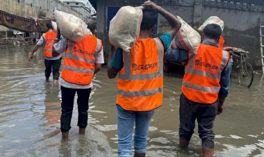 চট্টগ্রামে বন্যাদুর্গত মানুষের পাশে টিএমএসএস, ক্ষতিগ্রস্ত পরিবারের মাঝে খাদ্যসামগ্রী বিতরণ