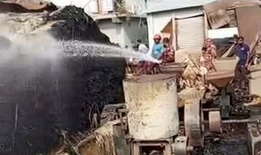 বালিয়াকান্দিতে ভয়াবহ অগ্নিকাণ্ডে ২ কোটি টাকার ক্ষয়ক্ষতি