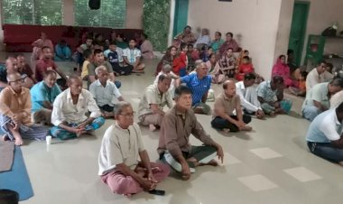 আলোচিত রিয়া বড়ুয়ার মৃত্যু রহস্য উদঘাটনে আবুরখীল নন্দনকানন স্থানীয়দের সভা অনুষ্ঠিত