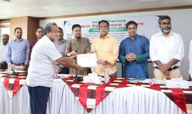 বগুড়ায় সাংবাদিকতায় দক্ষতা উন্নয়ন প্রশিক্ষণের সমাপনী : গণমাধ্যমকে আরও দায়িত্বশীল হওয়ার আহ্বান