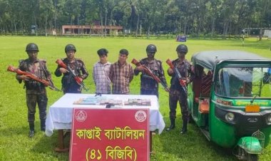 কাপ্তাইয়ে   বিজিবির অভিযান ২৮ লাখ ৪৫ হাজার টাকা ও সি এনজিসহ দুই আটক