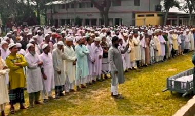নওগাঁর মহাদেবপুর উপজেলার সাবেক জামায়াতের আমির হাফিজ উদ্দিনের জানাজা অনুষ্ঠিত