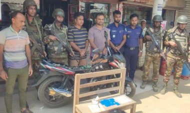 বাইশারীতে সেনাবাহিনী-পুলিশের যৌথ অভিযান, ২ হাজার পিস ইয়াবা ও মোটরসাইকে জব্দ!