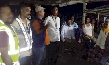 মাদক বিরোধী পথসভায় আইনশৃঙ্খলা বাহিনীর সাথে দৈনিক বিজয় নিউজের জেলা প্রতিনিধির অংশ গ্রহন