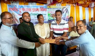 ময়নামতিতে পূজামণ্ডপ পরিদর্শনে শামসুল আলম ব্যাপারী, সম্ভাব্য চেয়ারম্যান প্রার্থীর সম্প্রীতি রক্ষার আহ্বান