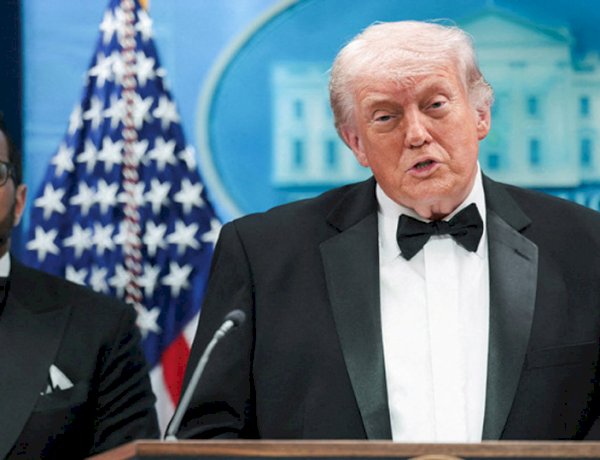 নৈশভোজে গুলির ঘটনা, বিচলিত না হয়ে যা বললেন ট্রাম্প