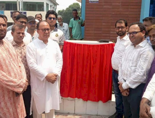 বুড়িচং উপজেলা পরিষদের দৃষ্টিনন্দন মূল ফটকের ভিত্তিপ্রস্তর স্থাপন