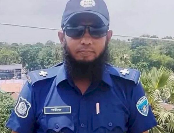 কুমিল্লা নগরীতে দুর্বৃত্তের ছুরিকাঘাতে এএসআই আহত