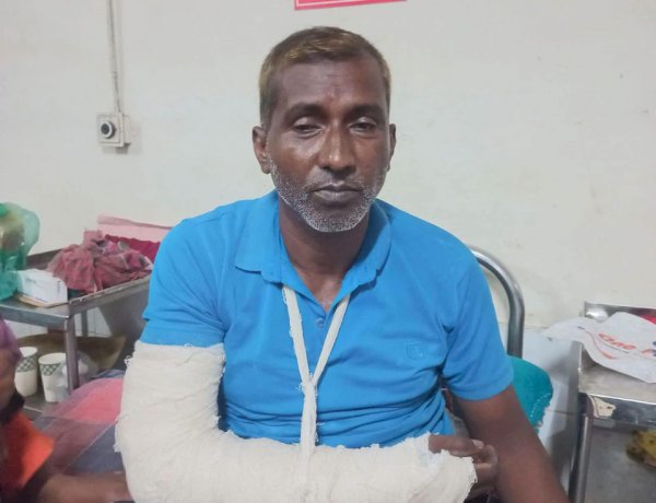 দূর্গাপুরে জমি নিয়ে বিরোধে আহত ১