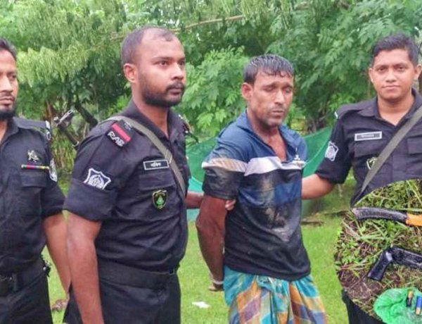 নড়াইলের কালিয়ায় র‍্যাবের অভিযানে অস্ত্র গুলিসহ একজন গ্রেপ্তার