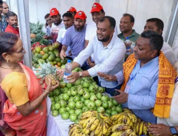 কুমিল্লায় রথযাত্রায় ‘বিবেক’-এর ব্যতিক্রমধর্মী ও মানবিক আয়োজন: প্রশংসায় প্রশাসক ইউসুফ মোল্লা টিপু