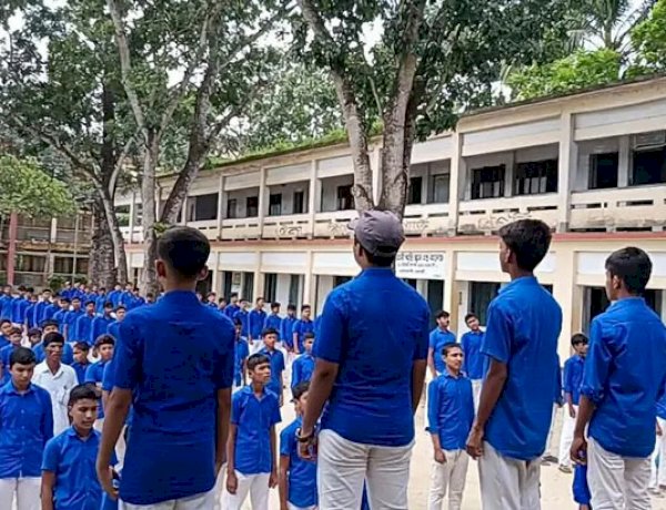 বালিয়াকান্দিতে স্বনামধন্য শিক্ষাপ্রতিষ্ঠানের ভাবমূর্তি ক্ষুণ্নের প্রতিবাদে মতবিনিময় সভা